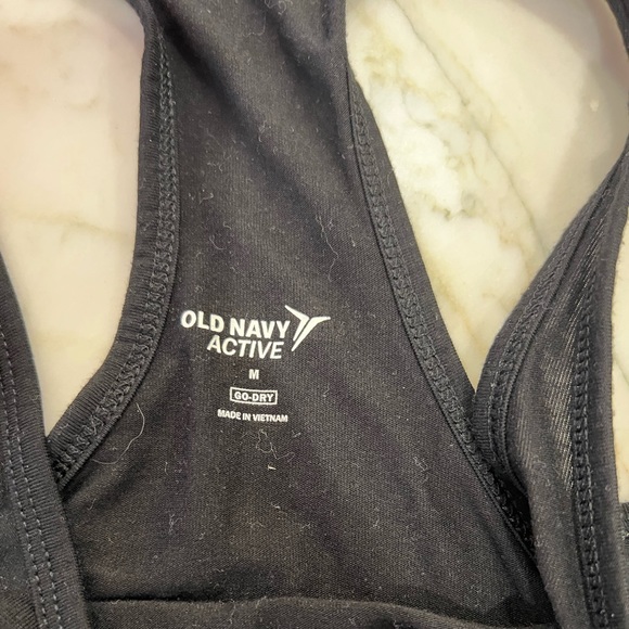 Old Navy Active Wear Tank Top size M in color black - Picture 2 of 3